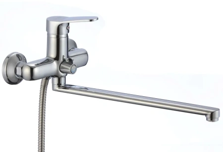 Смеситель для ванны однорычажный D-Lin длинный излив D-Lin (арт. D147370)